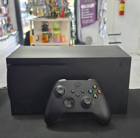 Console Xbox Series X 1TB - Com 2 Controles